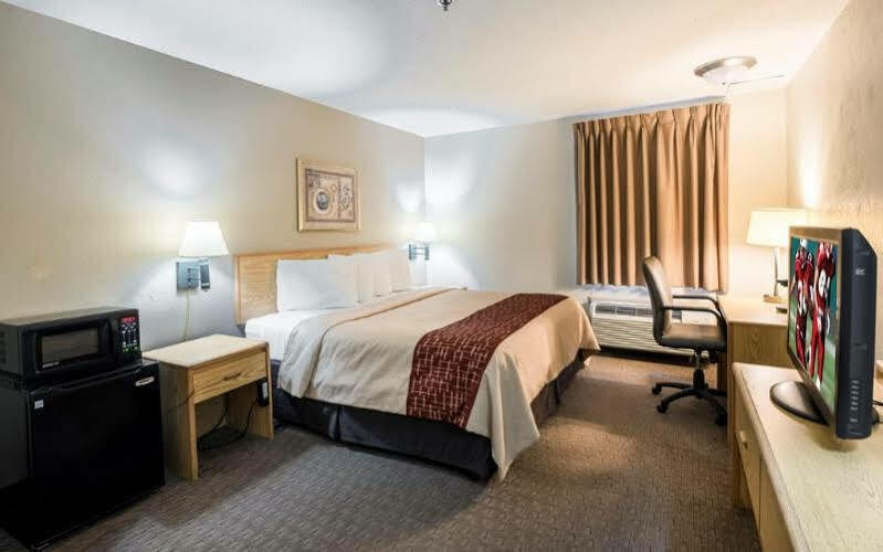Red Roof Inn Plus Boston - Mansfield - Foxboro Εξωτερικό φωτογραφία